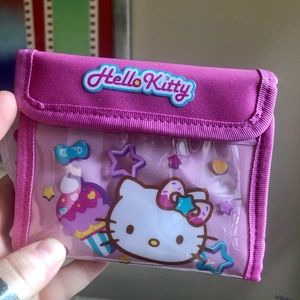 🌸ADORABLE HELLO KITTY WALLET🌸 NWT🌸